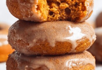 Pumpkin protein donuts